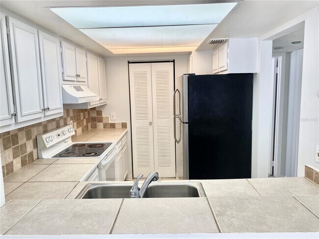 Building Photo - 2468 Citrus Club Ln