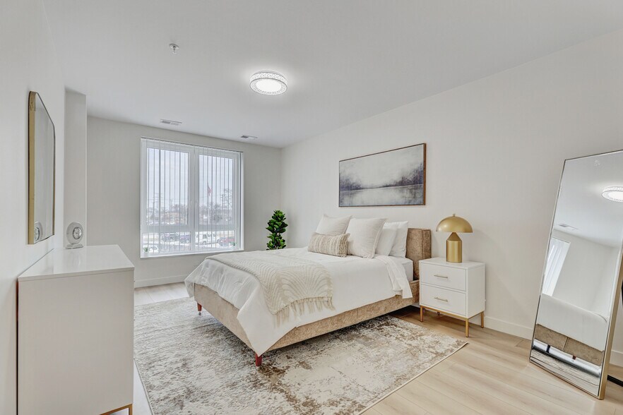 Building Photo - 9201 N Milwaukee Ave