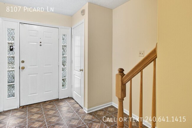 Building Photo - 8107 Picard Ln