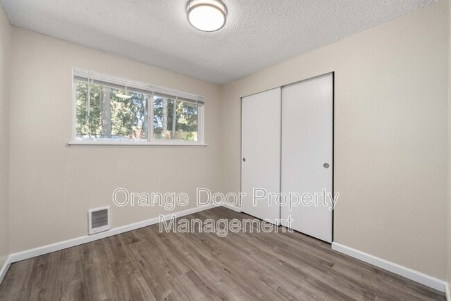 Building Photo - 12311 112th Ave Ct E