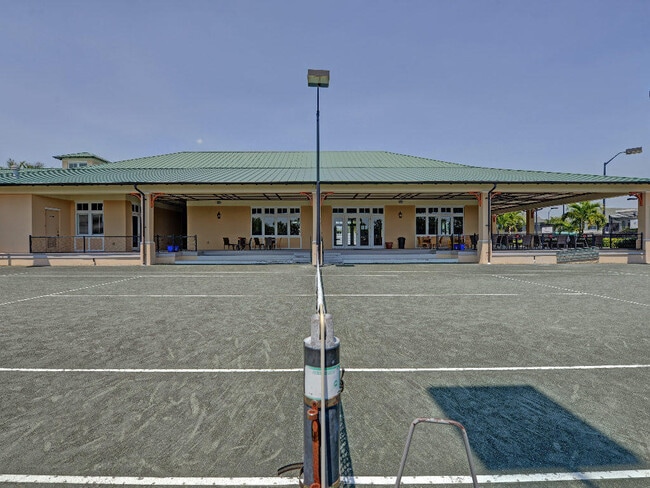 Building Photo - 1645 Baseline Ln