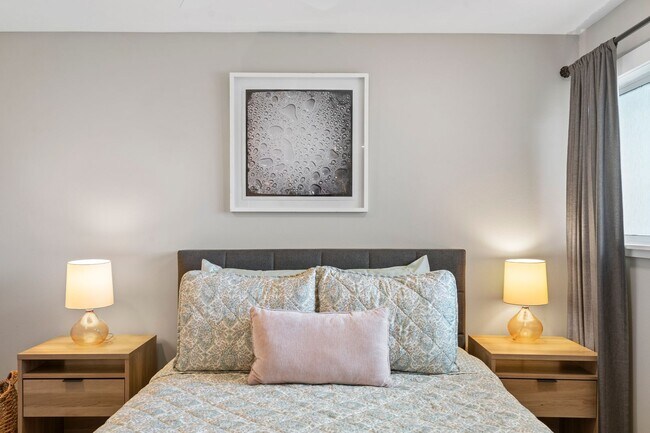 Building Photo - Full Ocean View, Fully Furnished Condo |Across from Surf Beach|Pool |Renovated |Heart of Kihei