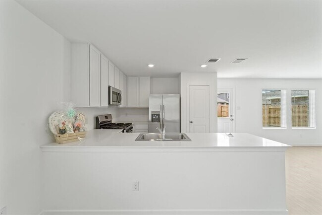 Building Photo - 6318 Marigold Blaze Dr