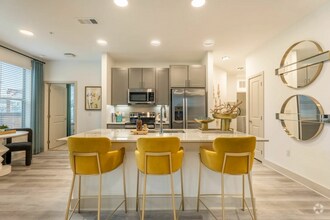 Building Photo - Now Leasing! $500 Off & 8 Weeks Rent-Free