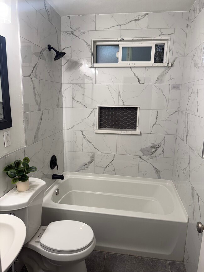 Building Photo - 44742 Gadsden Ave