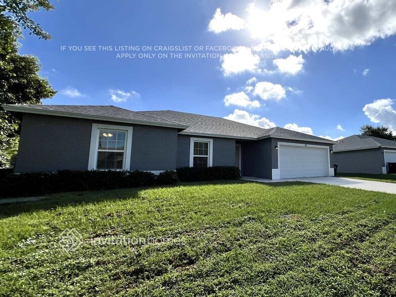 Building Photo - 188 SW Exora Terrace