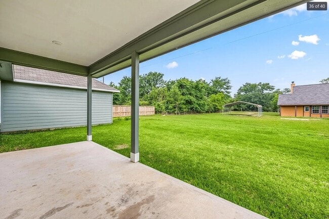Building Photo - 26579 Pin Oak Dr