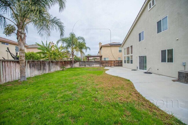 Building Photo - Stunning 4 Bed/2.5 Bath Home In Corona With Great Curb Appeal!