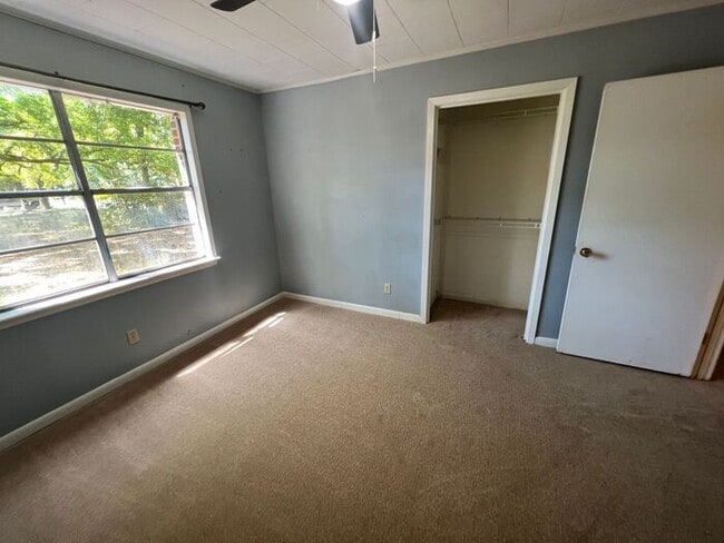 Building Photo - Warrington - 3 Bedroom, 2 Bathroom