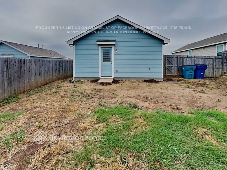 Building Photo - 2929 Greenhorn Ave
