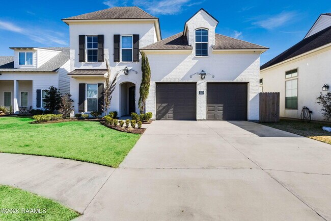 Building Photo - 315 San Marcos Dr