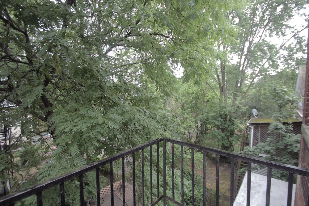 Building Photo - 405 Peebles St