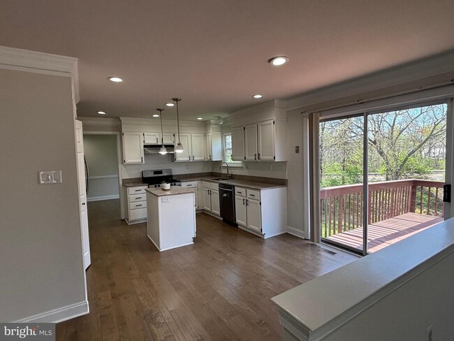 Building Photo - 34 Ironwood Dr