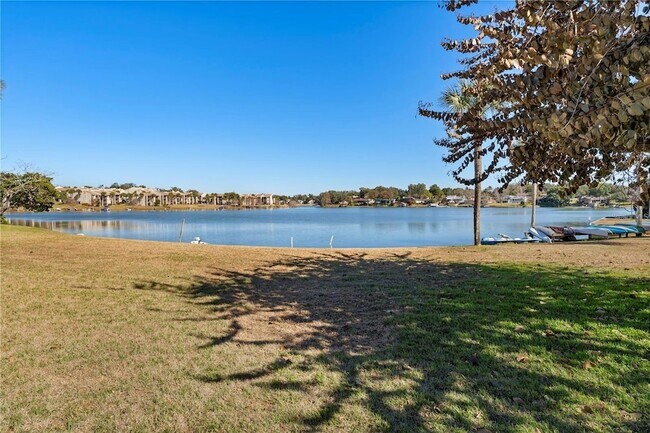 Building Photo - 530 Orange Dr