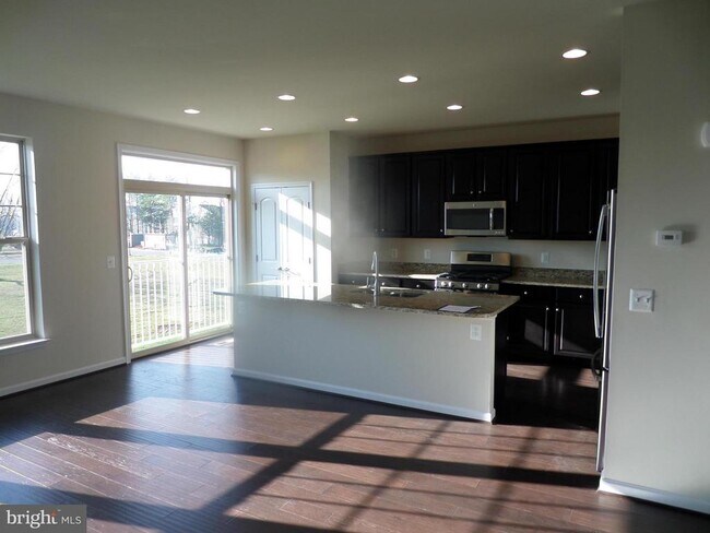 Building Photo - 43359 Polenta Terrace
