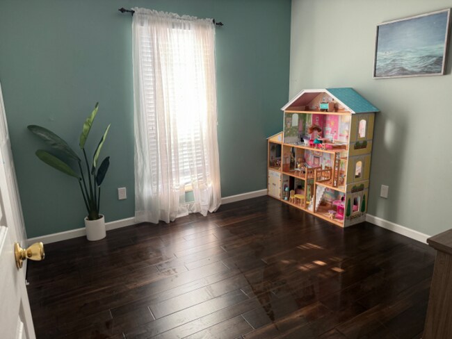 Building Photo - 814 Eastland Dr