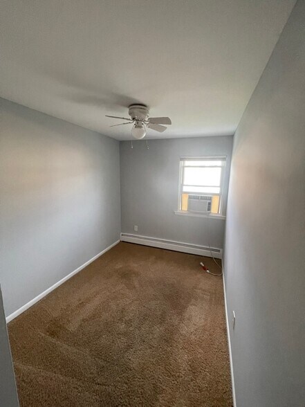 Building Photo - 2306 Walnut Ridge Est