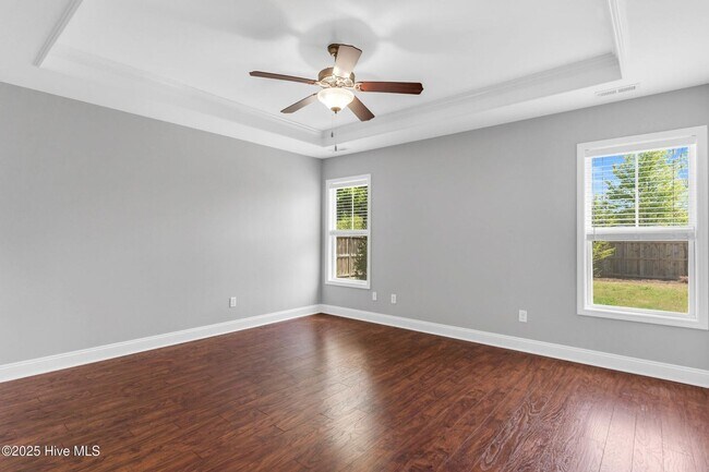 Building Photo - 3 Bed 2 Bath w/ a Bonus in Vineyard Plantation!