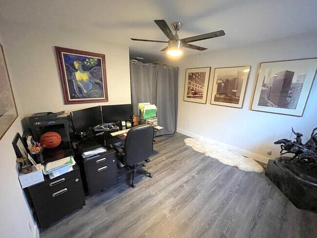 Building Photo - Newly Remodeled Home with HUGE Fenced Yard