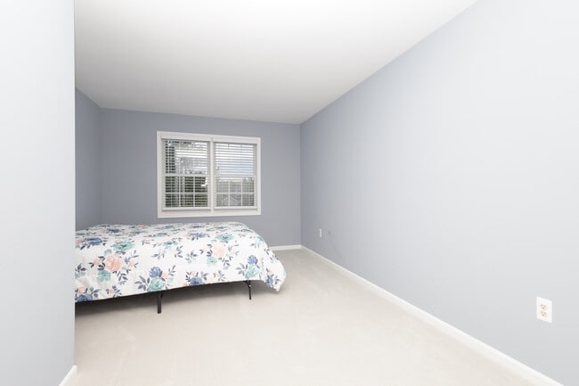 Building Photo - 81 Pebble Creek Dr