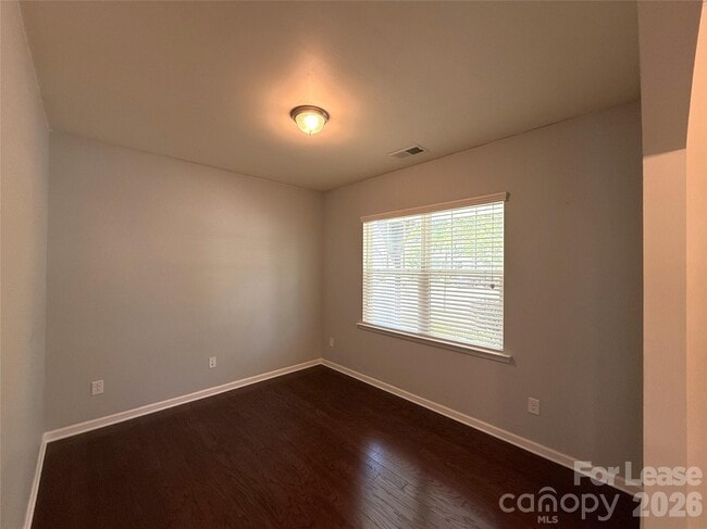 Building Photo - 6911 Agnew Dr