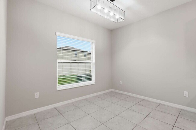 Building Photo - 7023 Samuel Ivy Dr