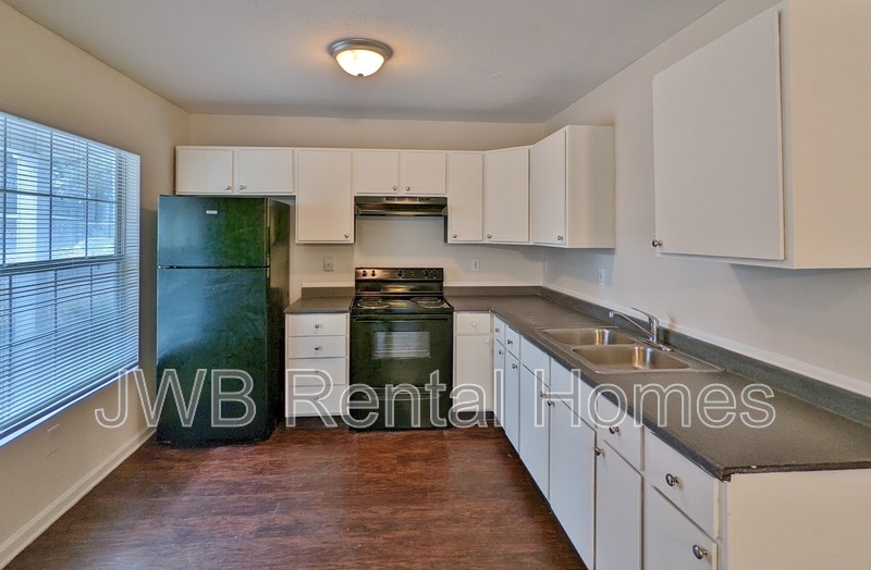 Building Photo - 1145 Joseph St