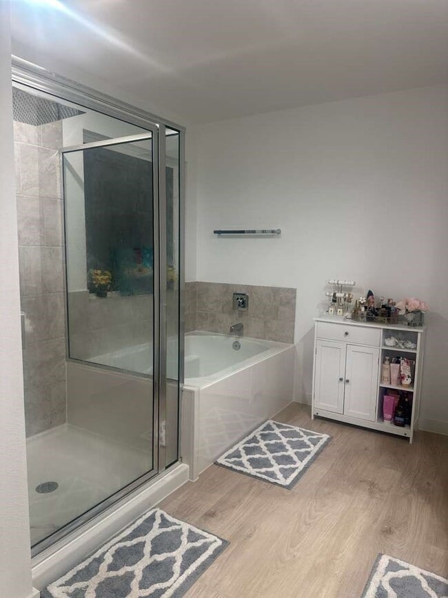 Building Photo - 2908 Misty Elm Ln