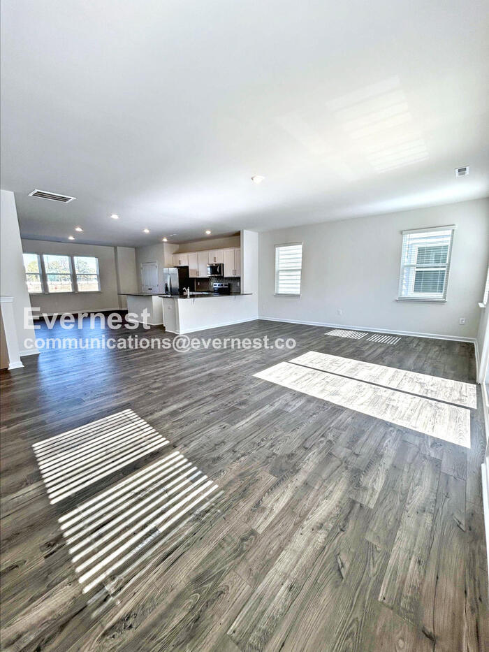 Building Photo - 813 Washington St