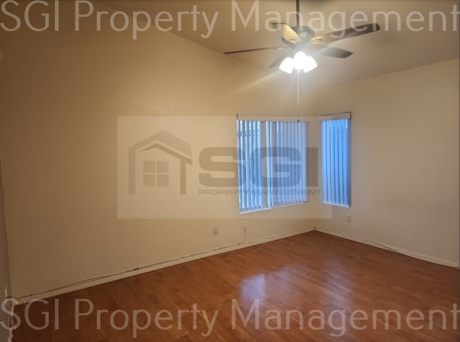 Building Photo - 2016 E Bluefield Ave