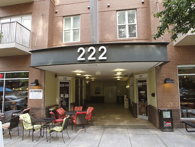 Building Photo - Modern Downtown Raleigh Condo w/ Top Floor...