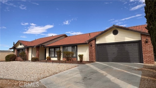 Building Photo - 13677 Ivanpah Rd