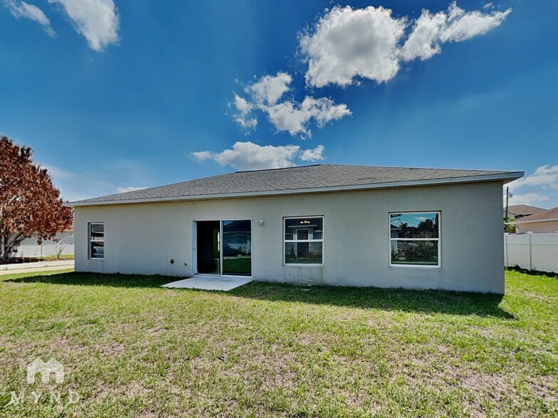 Building Photo - 9 Cecilia Way