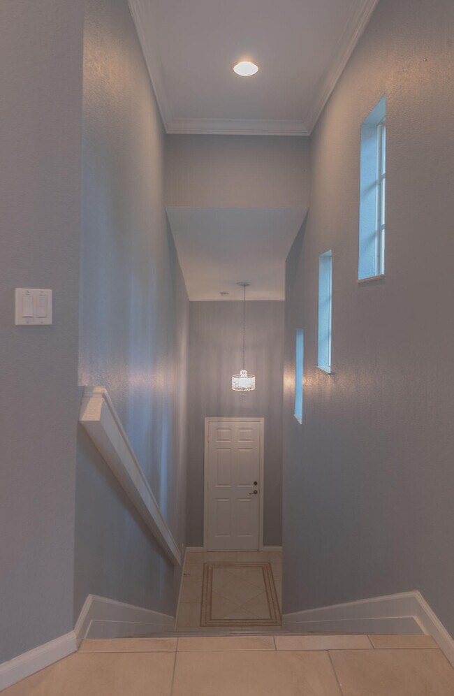 Building Photo - 7522 SW Herrington Ln