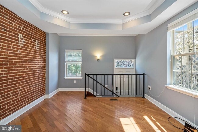 Building Photo - 104 N Patterson Park Ave