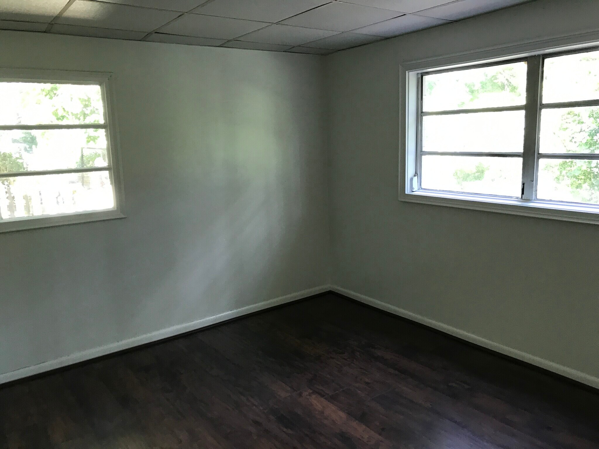 Bedroom 2 - 633 Clairmont Cir