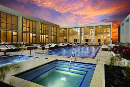 Building Photo - 1100 Biscayne Blvd