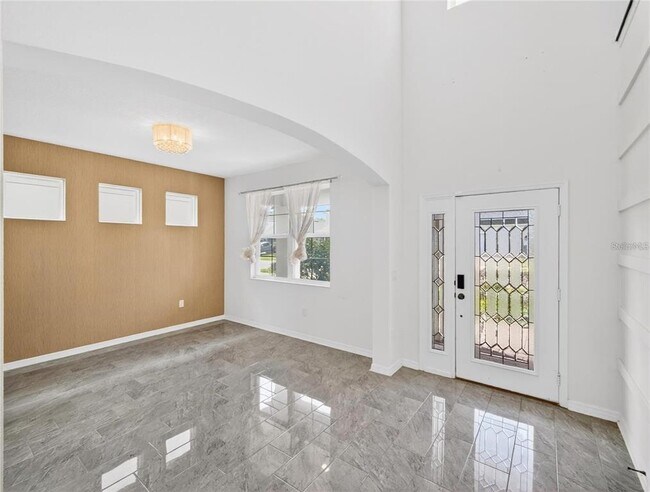 Building Photo - 2556 Leyland Cypress Ln