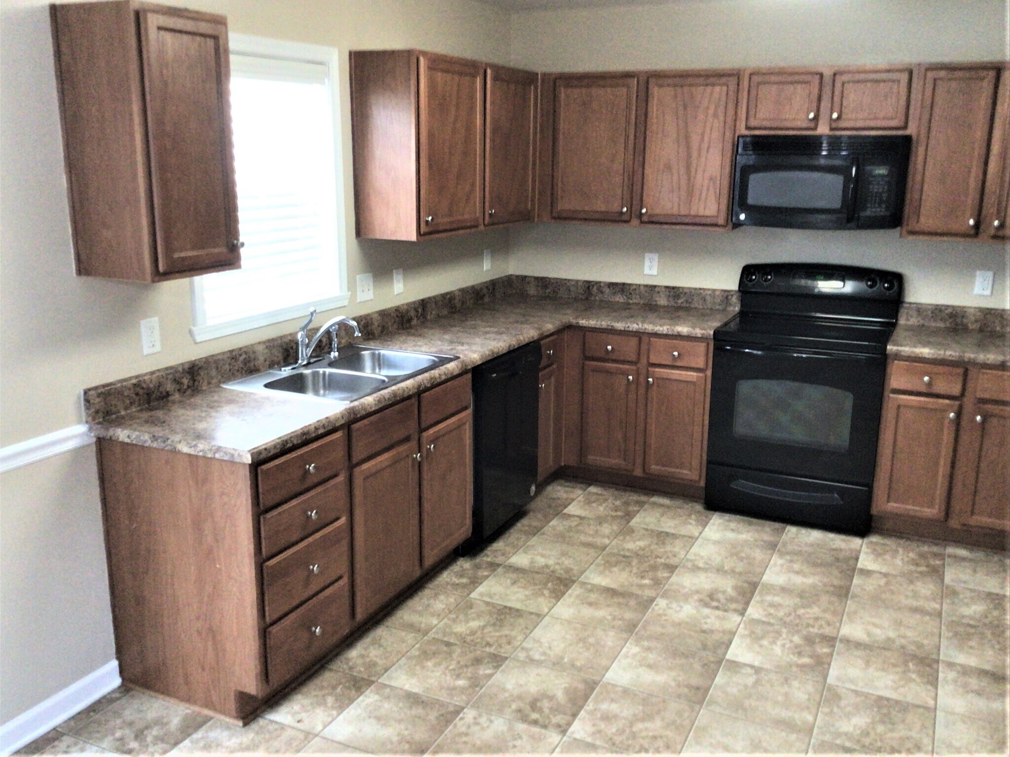 Building Photo - 4030 Tarrant Trace Cir