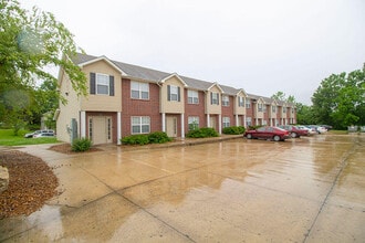 Building Photo - 1633 Citadel Dr