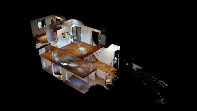 Building Photo - 4 bed 2 bath unit