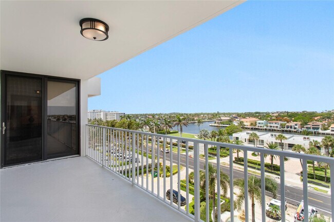 Building Photo - 2917 S Ocean Blvd