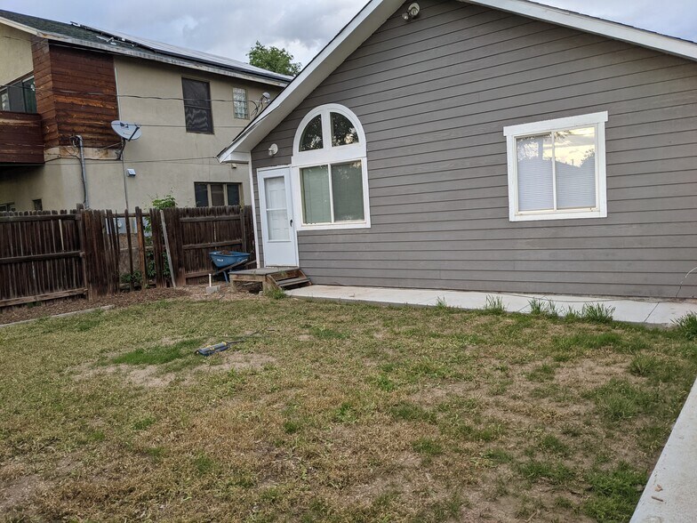 Building Photo - 1755 Trenton St