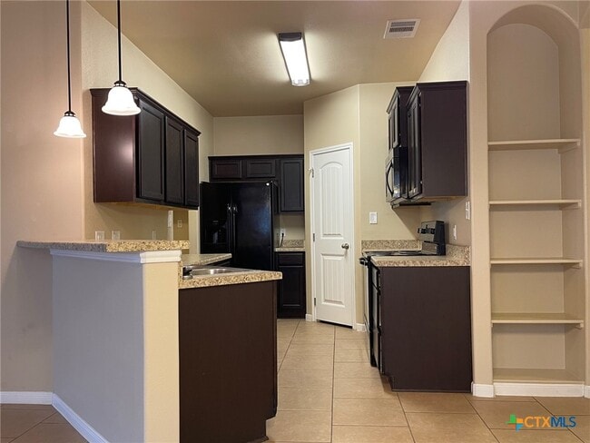 Building Photo - 4509 Cambridge Dr