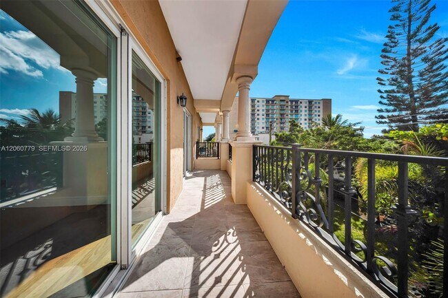 Building Photo - 20 Calabria Ave