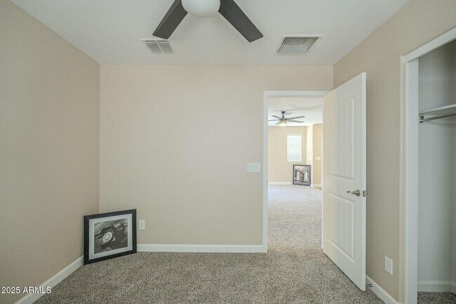 Building Photo - 4582 E Jadeite Dr