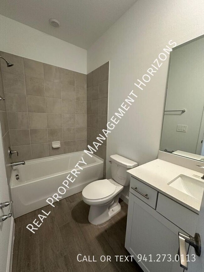 Building Photo - 14964 Serene Shrs Lp