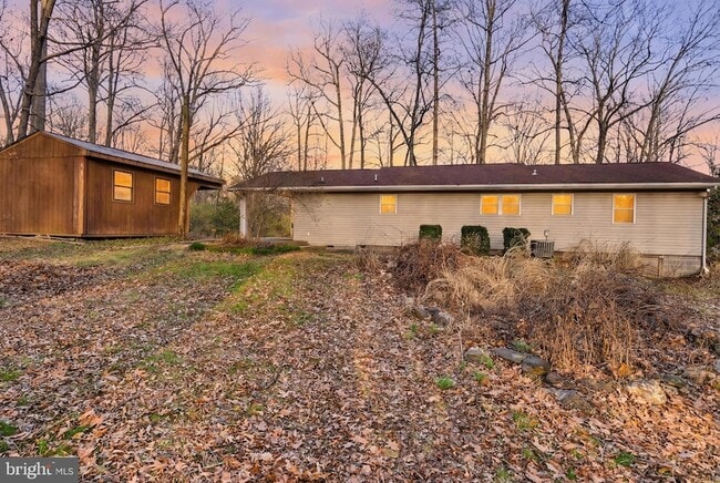 Building Photo - 1330 Jason Ln