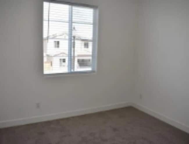 Building Photo - 8177 Oxbow Lndg Lp