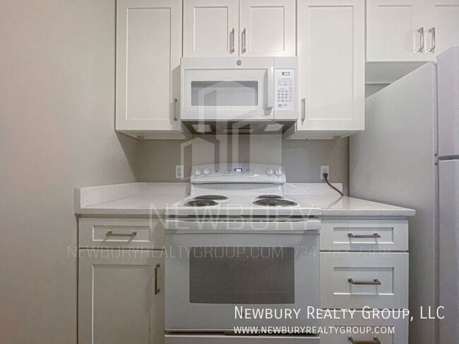Building Photo - 49 Sunbury Estates